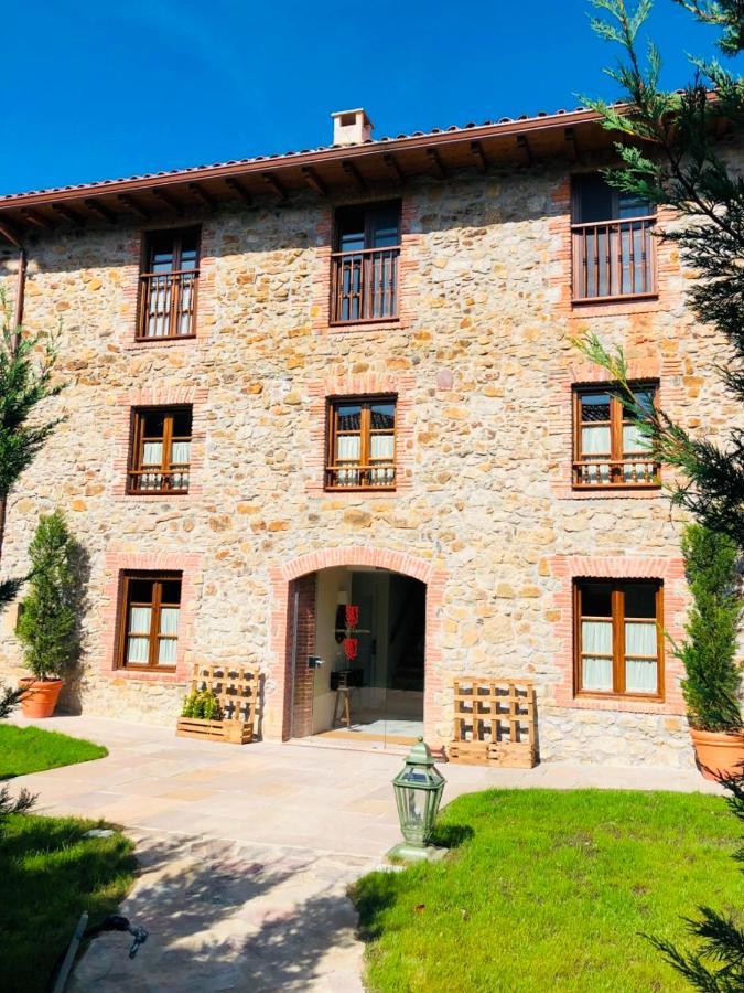 Posada La Torre De La Quintana Liendo Exteriör bild