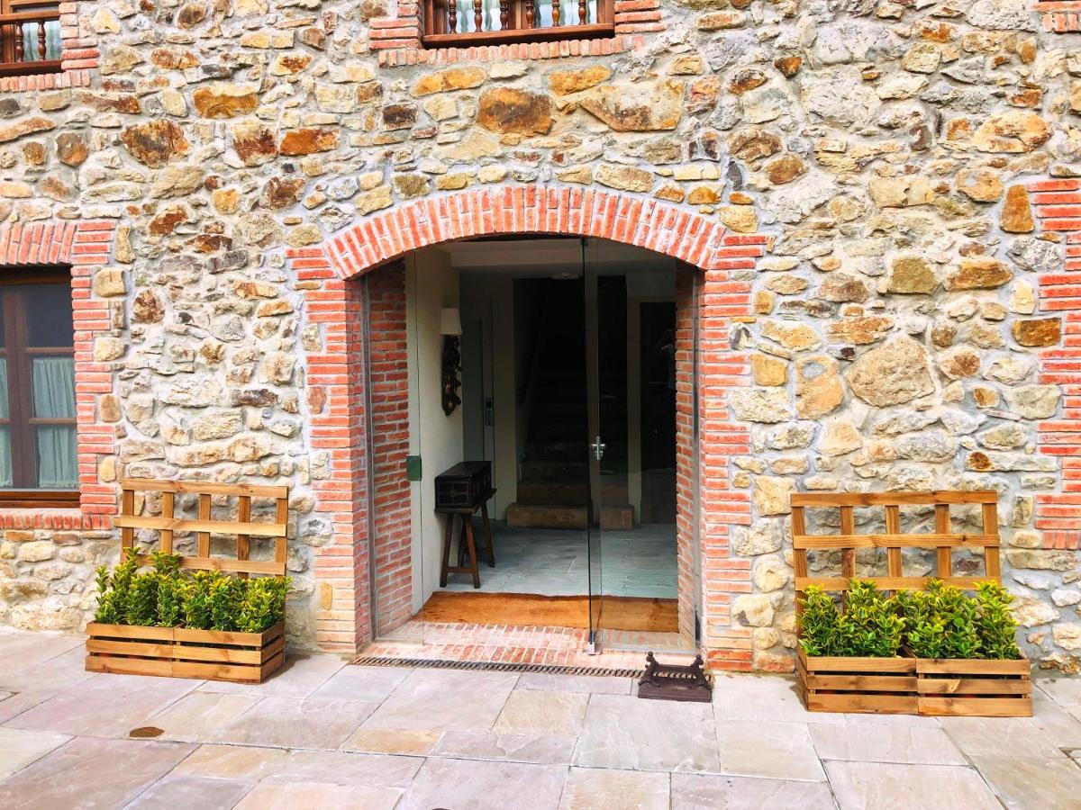 Posada La Torre De La Quintana Liendo Exteriör bild